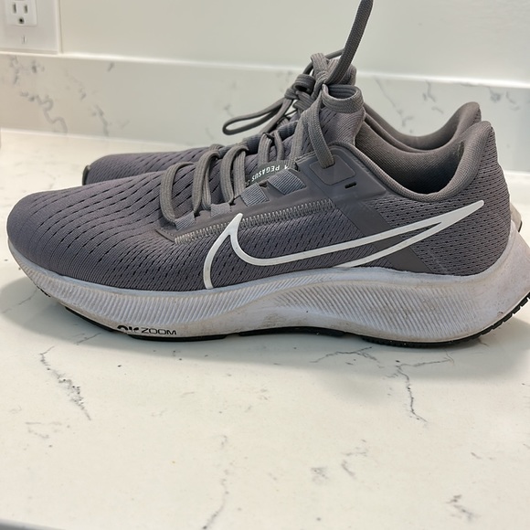 Grey Nike Air Zoom Pegasus - Picture 3 of 9